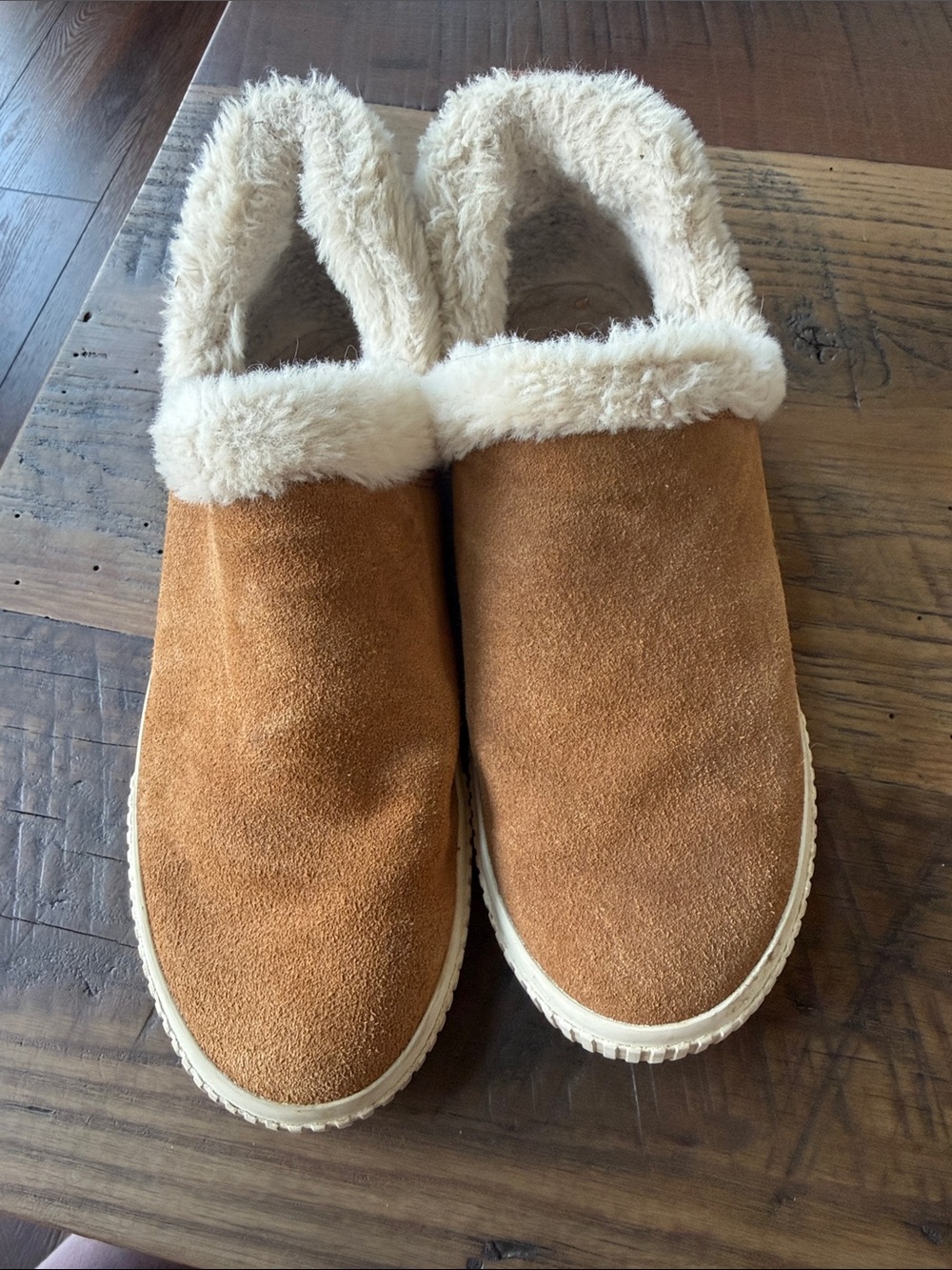 Timberland Chestnut Suede Fur-Lined Slip-Ons with Cream Trim
